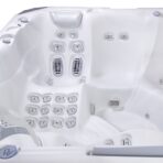 Everest LifeLuxury hot tub - Image 26