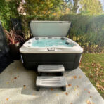 Jacuzzi® J-345IP™ HOT TUB - Image 3
